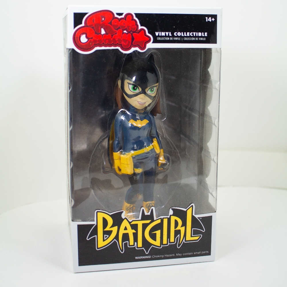 Batgirl Figure